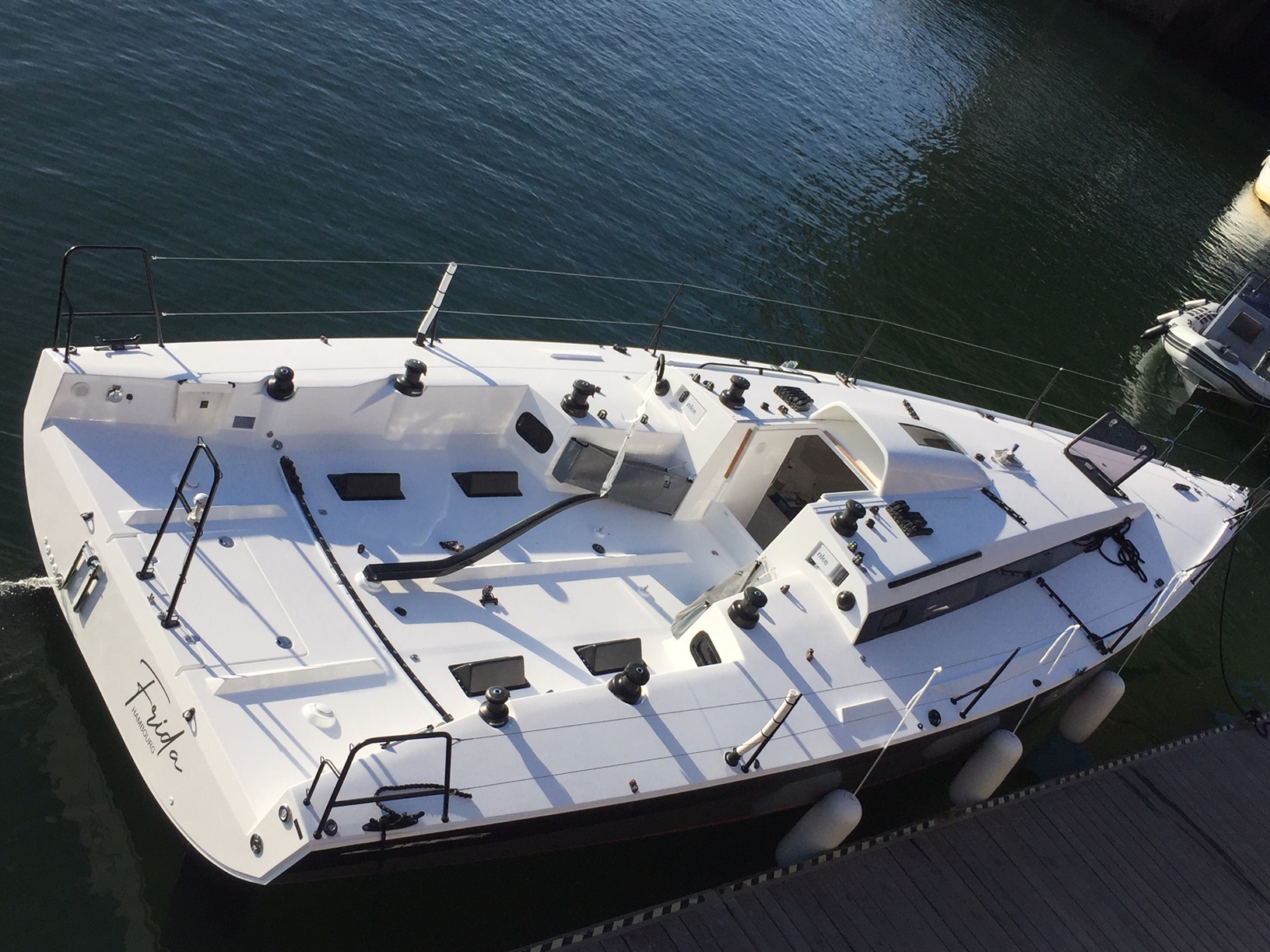 jpk 1180 yacht